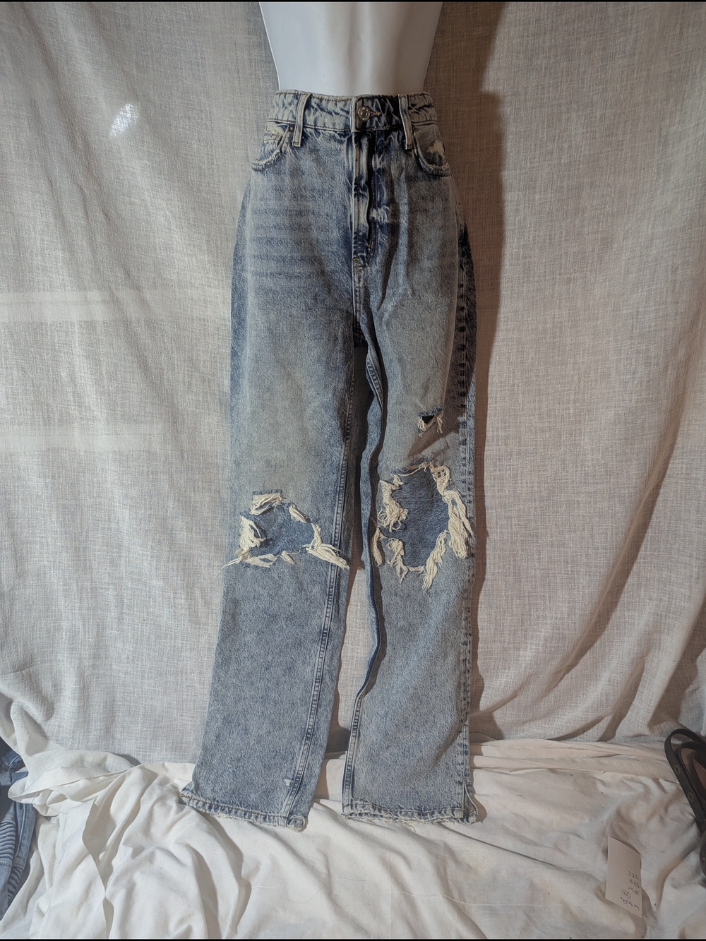 We The Free Women's Distressed Light Blue Relaxed Jeans